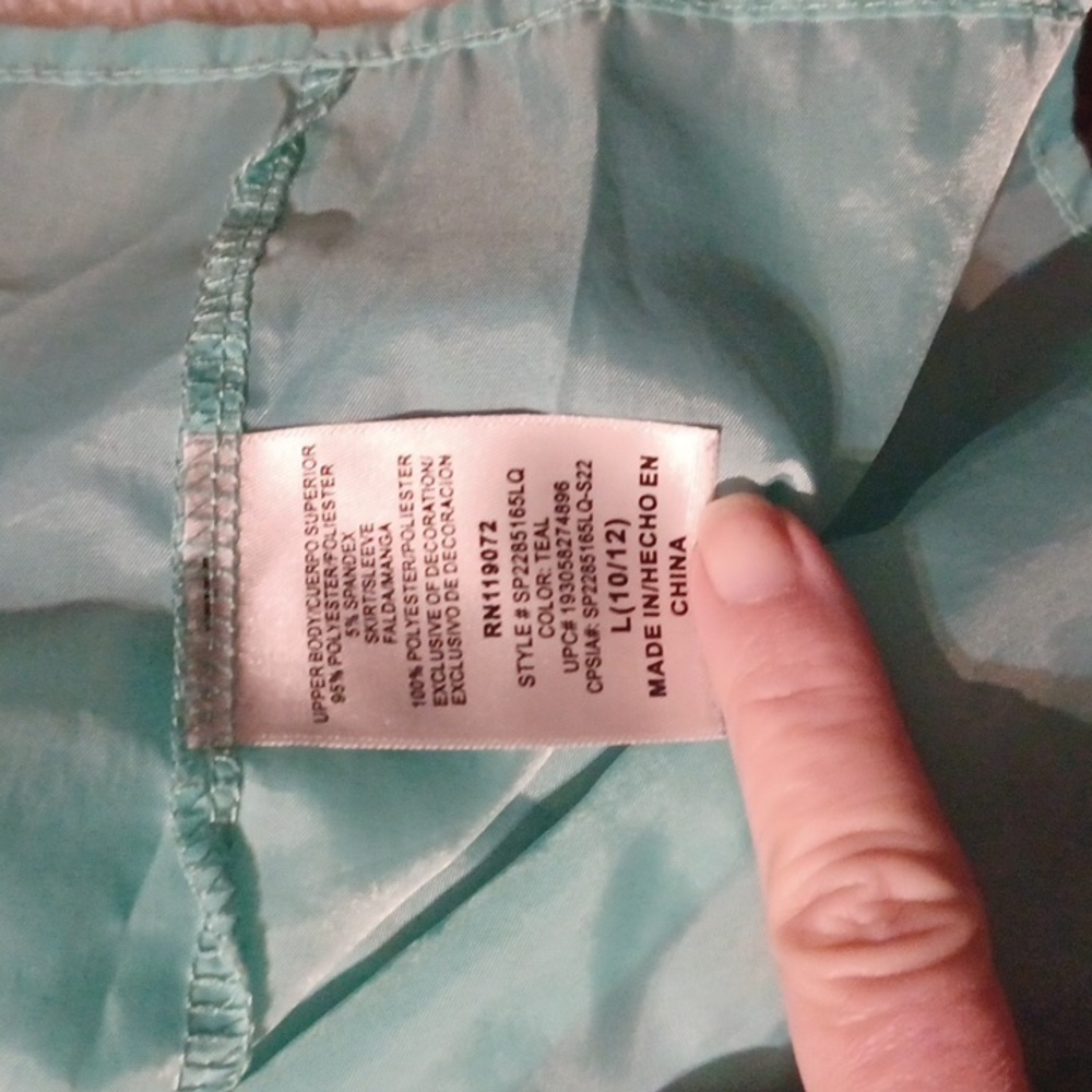 LOL Dress 👗 - Picture 5 of 12